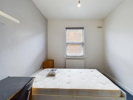 Coombe Terrace - Photo 2