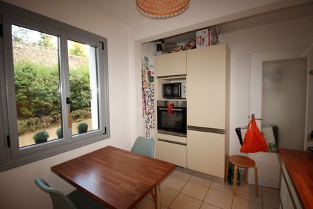 Location Appartement 3 pièces 74m² - Photo 5