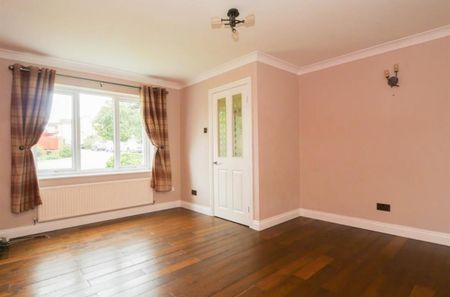3 Bed Semi-Detached House, Reedling Drive, LS27 - Photo 2