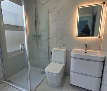 5 bedroom terraced house to rent - Photo 6