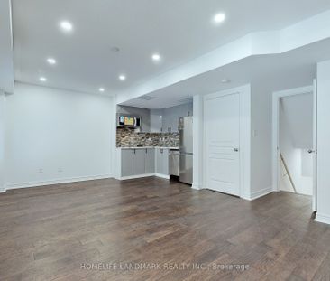 For Lease - 61 Rumsey Road, Vaughan, Ontario - Photo 5