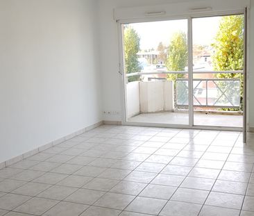 Location Appartement 3 pièces 68m² - Photo 3