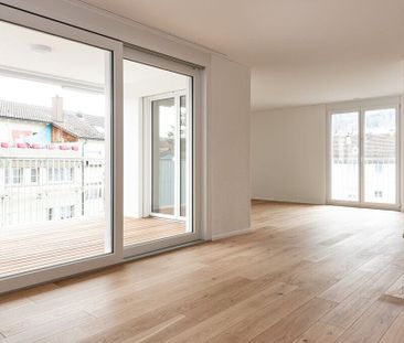 Family happiness in Reinach AG - Photo 1