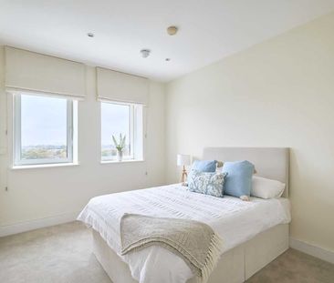 Mortlake High Street, SW14, London - Photo 5