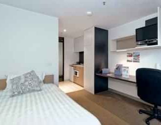 Studio Deluxe - Photo 1