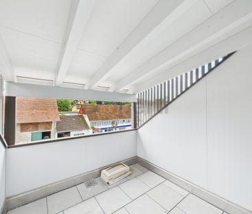 Moderne 3.5-Zimmer Dachwohnung in Schleitheim, SG - Photo 2