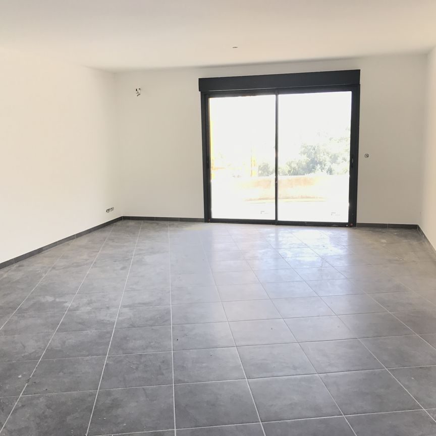 Location Appartement 3 pièces 83m² BASTIA 20600 - Photo 1