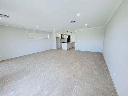 24 Fuzzweed Road, Leppington NSW 2179 - House For Rent | Domain - Photo 4