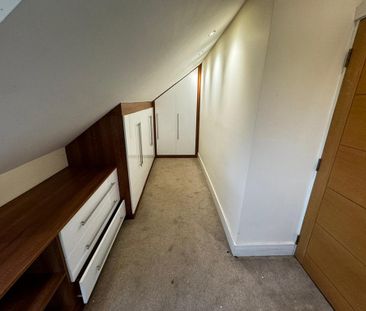 1 bedroom in a house share to rent - Photo 3