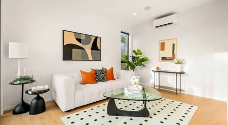 Sunny, Spacious, Superior! - Photo 5