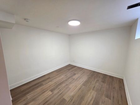 For Lease - 16 Wyvern Road Unit# Basement B, Toronto, Ontario - Photo 5