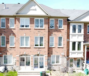 For Lease - 158 Galleria Parkway, Markham, Ontario - Photo 1