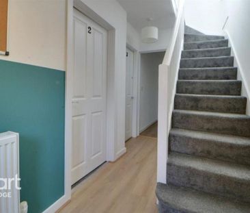 1 bedroom in a house share to rent - Photo 4