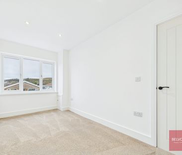 Bungalow to rent on - Photo 6