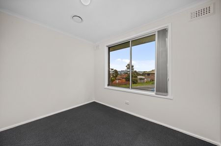 16 Pine Avenue Kingston TAS 7050 Australia - Photo 4