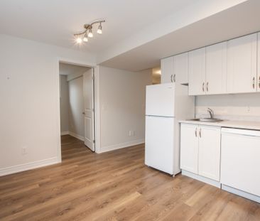 **ALL INCLUSIVE** 1 Bedroom Lower Unit in Welland!! - Photo 2