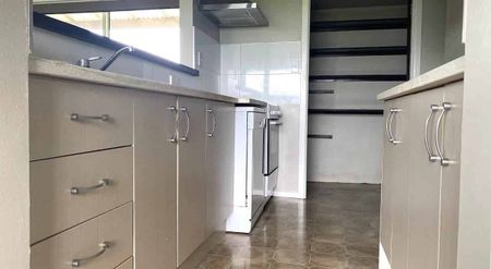 Spacious And Rural, Close To Town - BYO Horses! - Photo 3