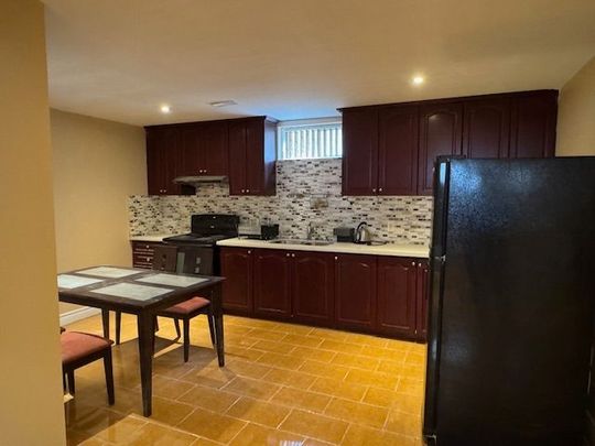 For Lease - 5 Scarboro Avenue Unit# Lower, Toronto, Ontario - Photo 1