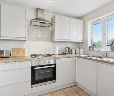 2 bedroom flat to rent - Photo 6