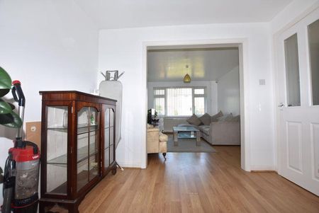 3 bedroom house to rent - Photo 2