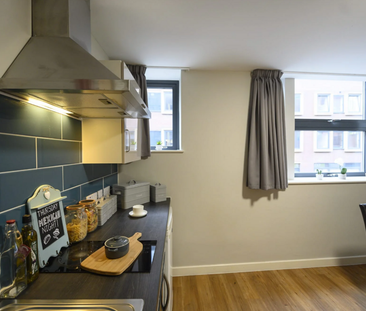 2 bedroom apartment to rent - Photo 4