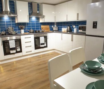 1 bedroom in a house share to rent - Photo 4