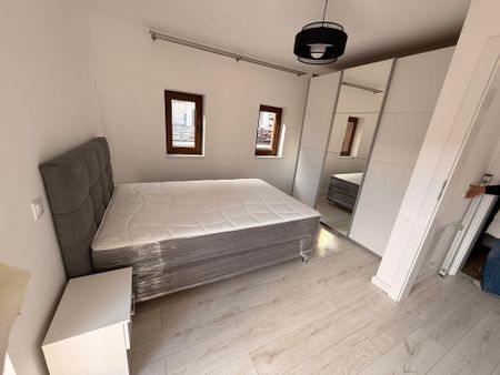 Duplex la prima Inchiriere zona Eroilor - Fotografie 3