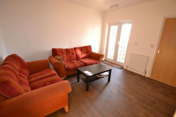 5 bedroom terraced house to rent - Photo 1