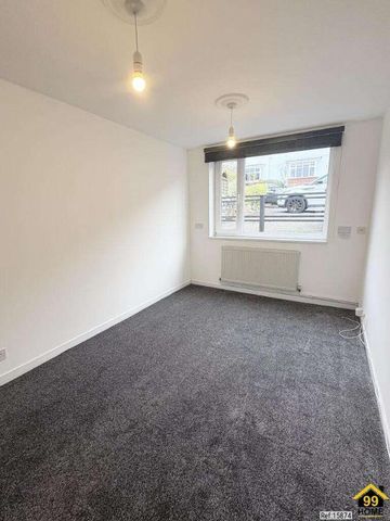 Birch Avenue, Ambergate, Belper, Derbyshire, DE56 - Photo 3