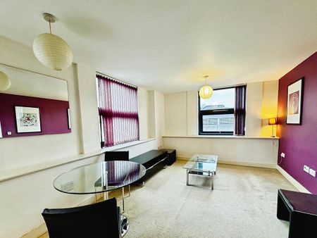 1 bedroom flat to rent - Photo 2