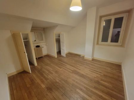 Location Maison 5 pièces 86m² DECIZE 58300 - Photo 4