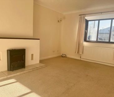 2 bedroom semi-detached bungalow to rent - Photo 4