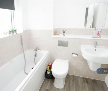 2 bedroom semi-detached house to rent - Photo 6