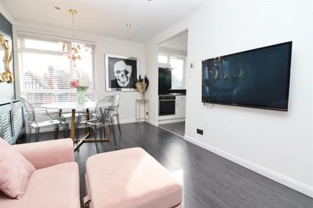 1 bedroom apartment to rent - Photo 2