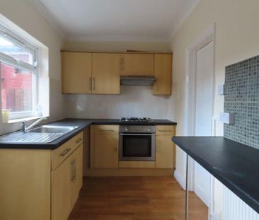 2 bedroom terraced house to rent - Photo 4