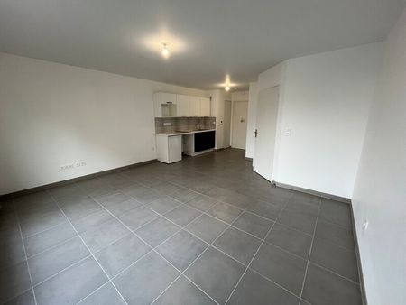 Location Appartement 1 pièce 32m² LUCE 28110 - Photo 4