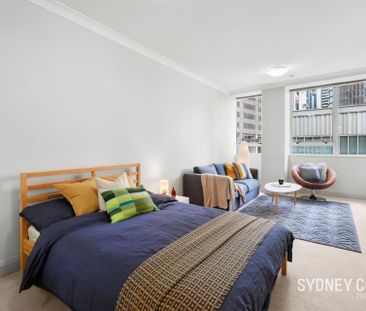 STUDIO APARTMENT IN THE POPULAR BRIDGEPORT APARTMENTS | Furnished - Photo 2