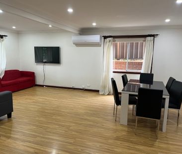 Greystanes - Photo 1