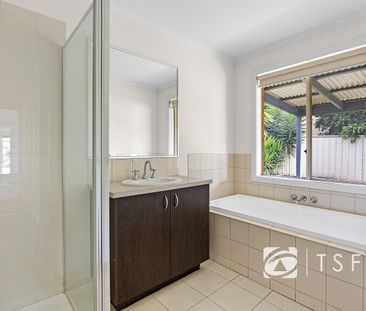 39 Peacock Dr, Epsom - Photo 3