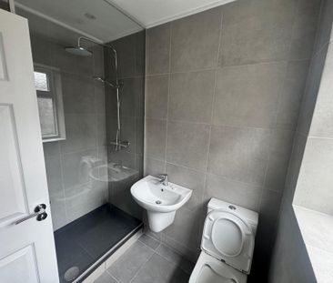 3 bedroom property to rent - Photo 3