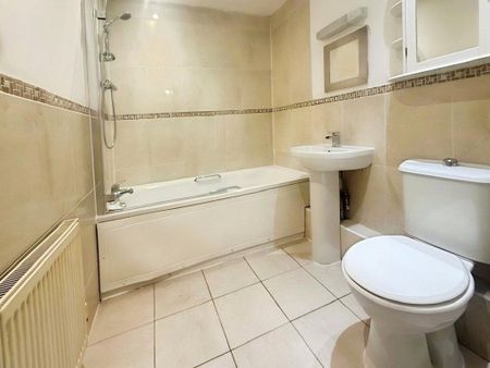 2 bedroom flat to rent - Photo 5