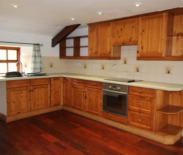 2 bedroom apartment to rent - Photo 2