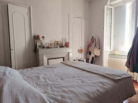 Location Appartement 4 pièces 89m² NARBONNE 11100 - Photo 4