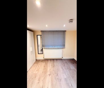Room in a Shared House, Arcadian Gardens, N22 - Photo 6