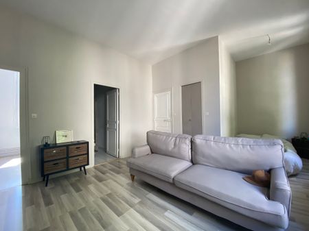 Location Appartement 1 pièce 35m² SAUMUR 49400 - Photo 4