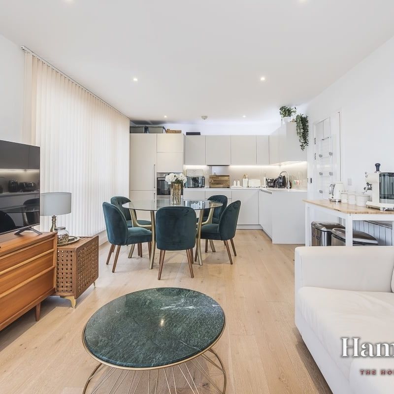 2 bedroom flat to rent - Photo 1