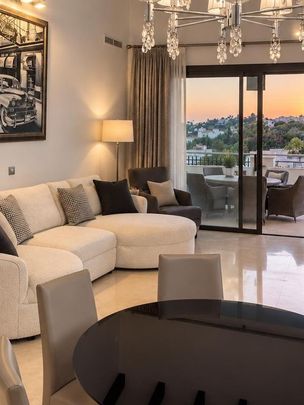 Luxury penthouse for rent in Benahavís, Spain - Photo 1