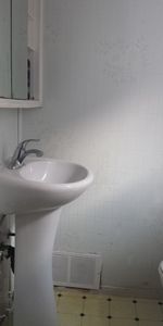 For Lease - 50 Brock Street, Oshawa, Ontario - Photo 4