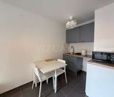 Location Appartement 1 pièce 26m² NICE 06300 - Photo 6