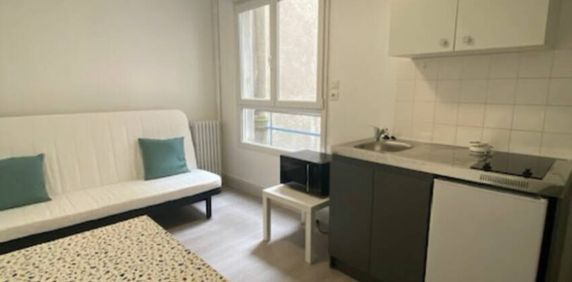 Studio meublé - fac droit/lettres Cours Léopold - Photo 2